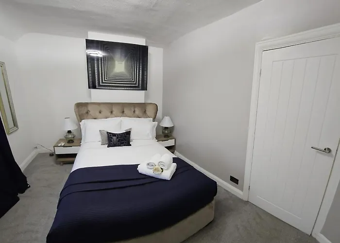 Beautiful Home From Home In Manchester