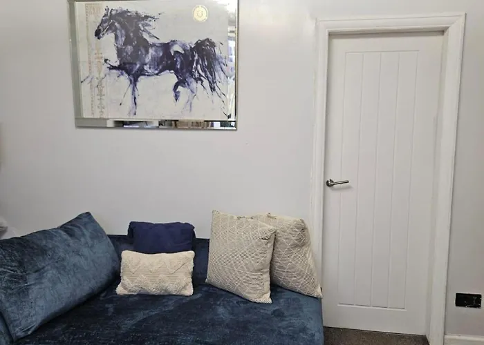 Beautiful Home From Home In Manchester